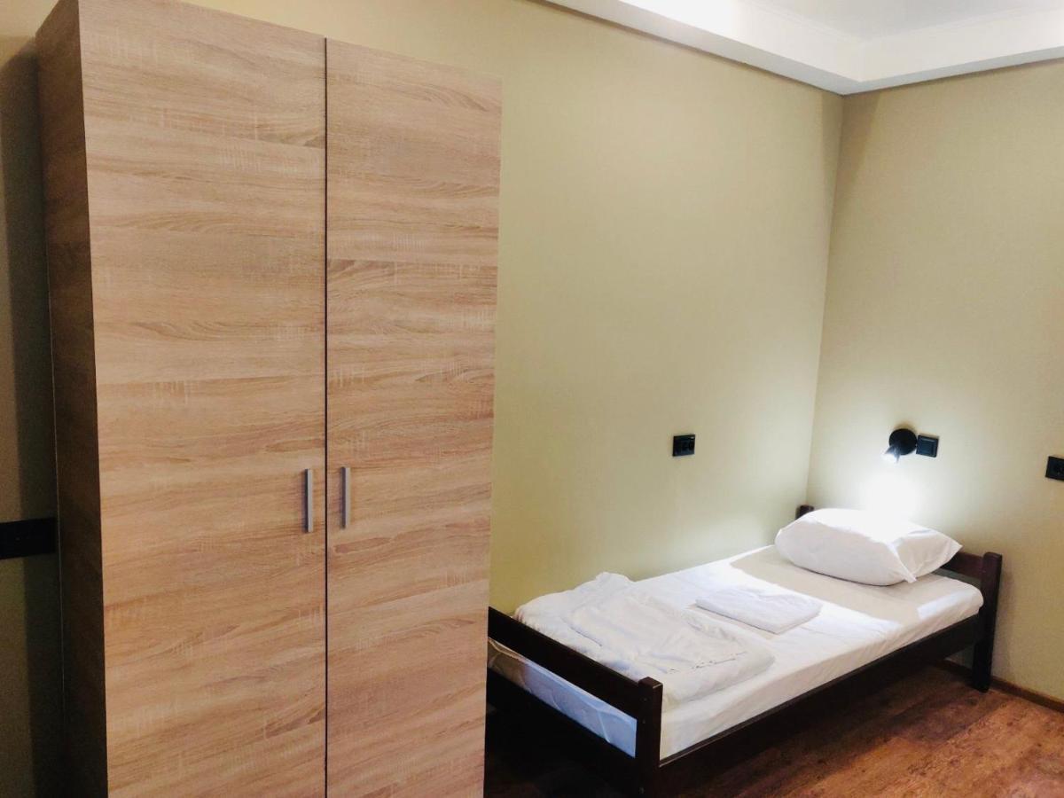 Pallet Hostel เคียฟ ภายนอก รูปภาพ