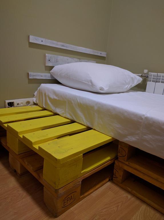 Pallet Hostel เคียฟ ภายนอก รูปภาพ